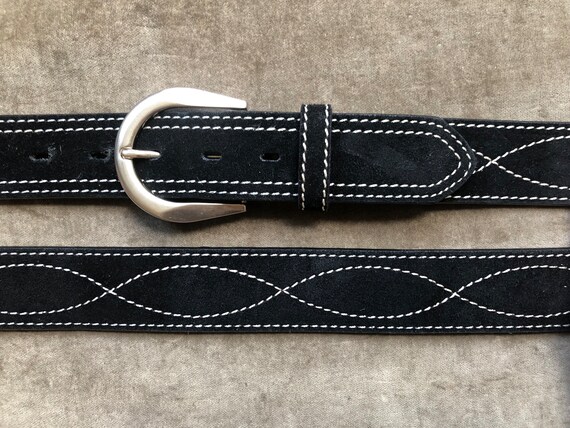 Rough Suede Leather Black Belt Silver Buckle White Contrast  display picture 3