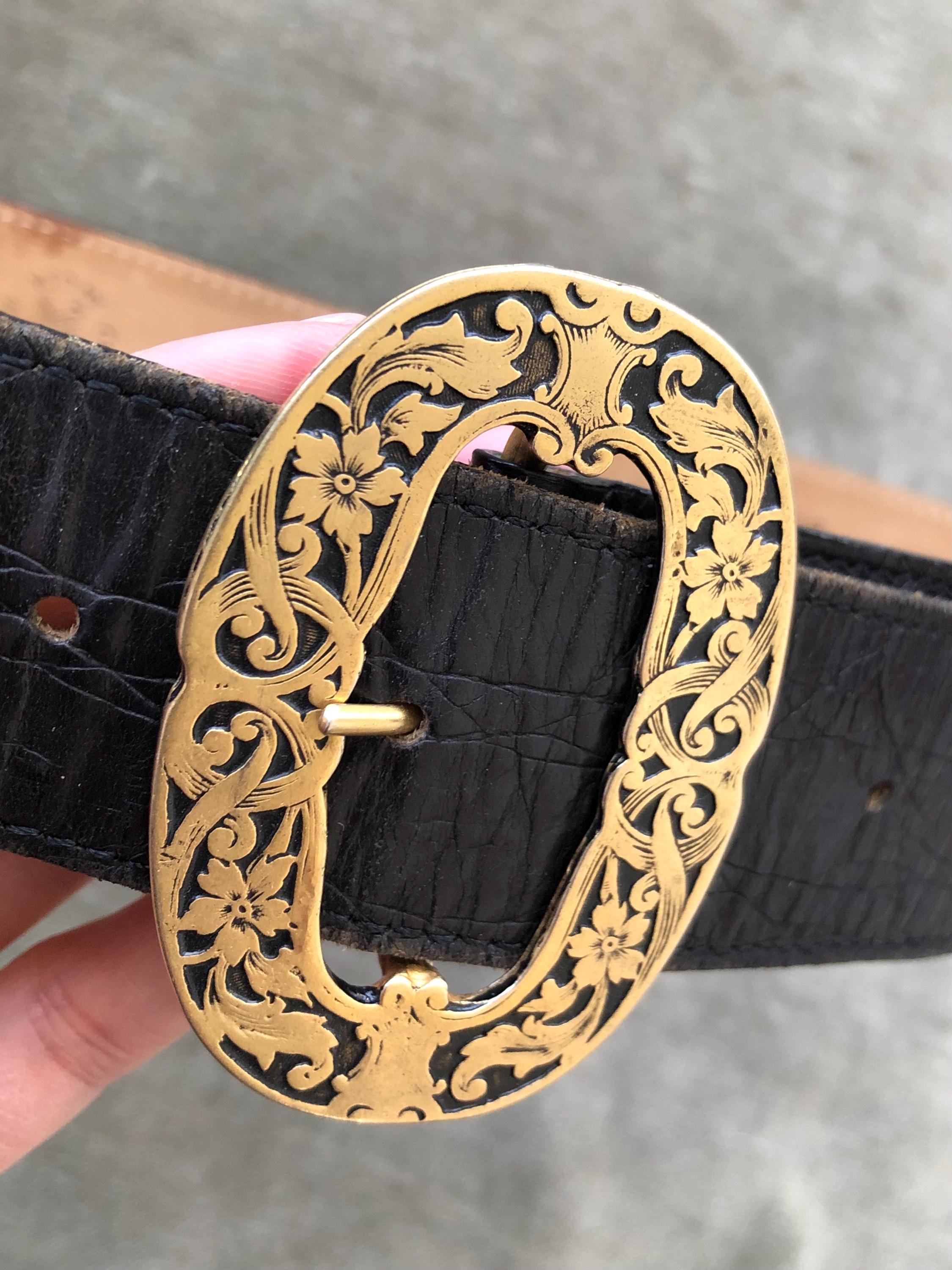 Croc Embossed Wide Black Leather Fashion Belt Gold Floral  display picture 3