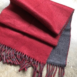 Vintage 80s wool reversible burgungundy red dark grey speckled wool Fringed Neck Scarf Muffler 1980s lambswool woven flannel unisex gray