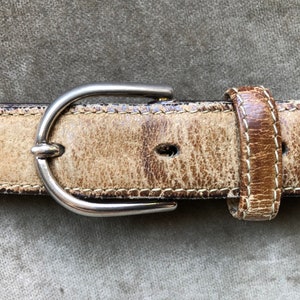 60s 70s Skinny Slim Beige Tan Leather Belt S M 28 29 30 31  display picture 2