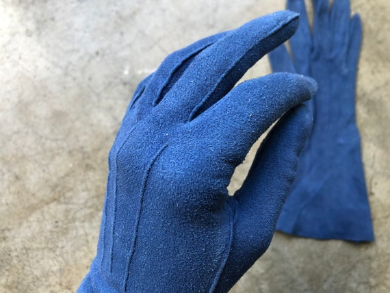 Antique Blue Suede Leather Gloves Size XS 6 6.25 … - image 5