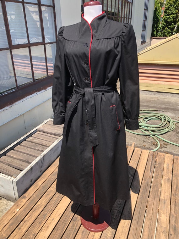 1970s 80s Black Navy Womens Belted Long Trench Co… - image 7