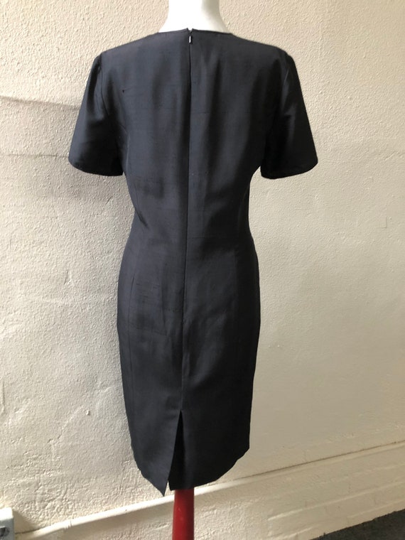 90s Raw Silk Black Short Sleeve Simple Shantung D… - image 8