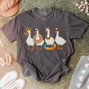 Goose Summer Shirt, Cute Goose Shirt, Funny Goose T-shirt, Goose Lover Tee, Cute Summer Tee, Summer Goose Shirt, Silly Goose Shirts