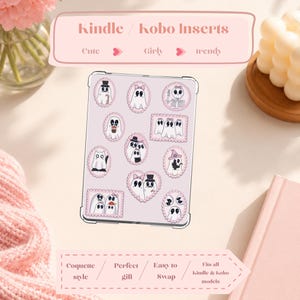 Könnte beinhalten: Ein rechteckiger Kindle- oder Kobo-Einsatz mit hellrosa Hintergrund und verschiedenen Geisterillustrationen in gewellten Rahmen. Die Geister sind mit Accessoires wie Hüten, Schleifen und Kaffeetassen sowie einer Skelettfigur dargestellt.