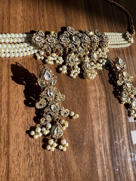 kundan pearl choker set with statement earrings - Indian bridal jewellery- handmade mehendi set