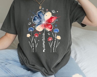 American Floral T-Shirt, Patriotic Wildflower Shirt, USA 250th Anniversary Tee, Patriotic Boho Floral Shirt, 4th Of July Tee