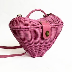 Pink Heart Rattan Handbag image 1