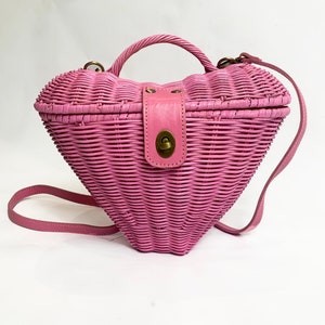 Pink Heart Rattan Handbag image 2