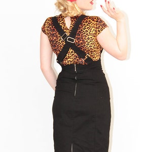 Black retro pinafore image 2