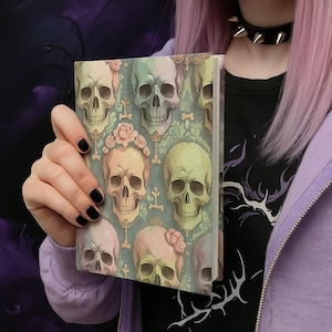Diário de caveira gótica pastel, caderno de capa dura com caveira fofa, papelaria gótica kawaii assustadora, presente estético para garotas alternativas e estudantes