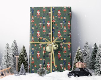 Nötknäpparen balett omslagspapper, julklappspapper med soldater, trummor och julgranskulor #4