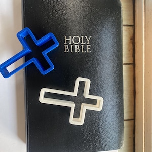 Cross Cookie Cutter: Religious Symbol, Baking & Craft Tool