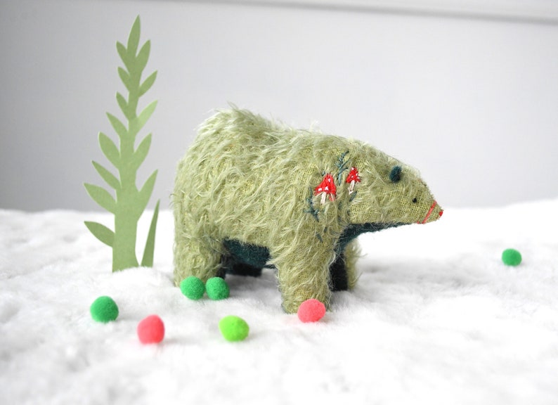 mushroom bear green image 1