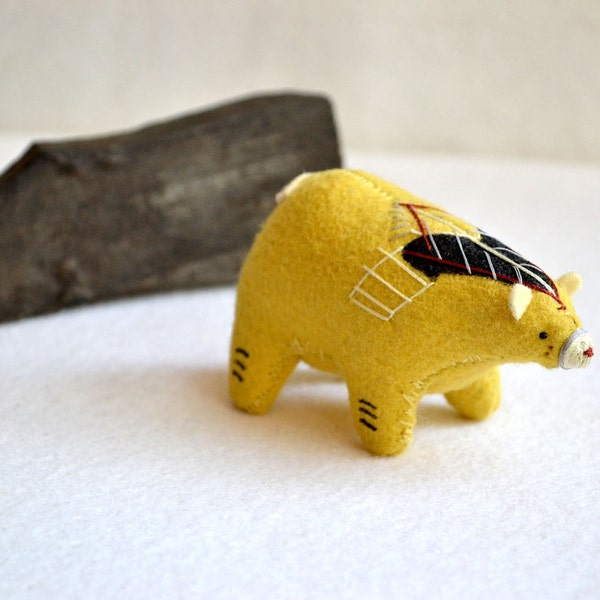 Reserved - yellow spirt bear