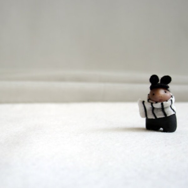 boris - mini cay sculpture
