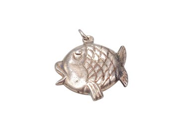 Vintage 925 Sterling Silver DENTED Puffed Fish Charm Pendant Bracelet Necklace Sea Life Jewellery Gift