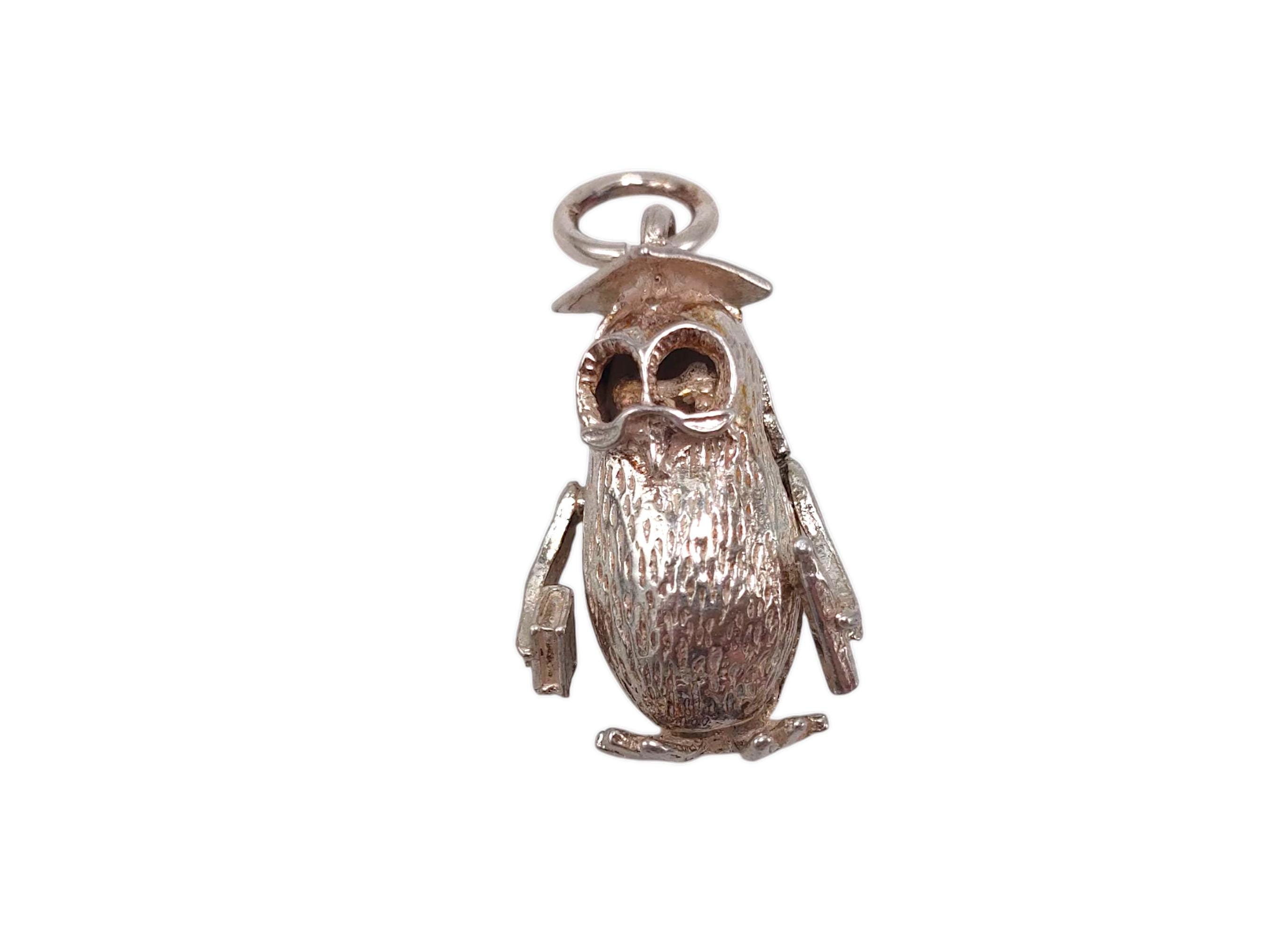 Vintage 925 Sterling Silver Wise Owl Professor Articulated Graduation Charm Bracelet Pendant Jewelle