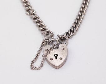 Vintage 925 Sterling Silver Heart Padlock Round Link Chain Bracelet 11.5 grams, 7 1/2 inches, 19 cm, 4 mm Width