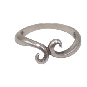 Vintage Solid 925 Sterling Silver Simple Wave Ring Size UK R , 2.2 grams Gift Silver Eternity Jewellery
