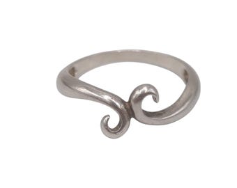 Anillo vintage de plata de ley 925 maciza con ondas simples, talla R (Reino Unido), 2,2 gramos. Joyas de plata para la eternidad.