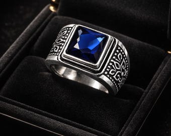 Vierkant geslepen blauwe saffier herenring | Vintage sterlingzilveren ontwerp | Handgemaakte edelsteensieraden