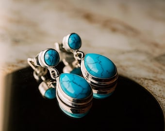 Brincos de Prata de Lei com Turquesa: Joias Artesanais com Pedras Preciosas