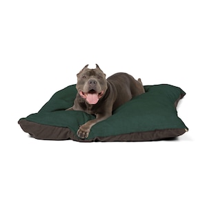Cozy Pet Bed for Cats and Dogs | Soft Plush Bed for Pets | Animal Lover Gift | Dog Bed for Home Decor | Eco-Friendly Pet Cushion