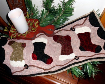Hand-Hooked Wool Table Runner –  The Stockings Were Hung