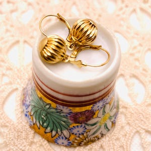 Vintage 14k Yellow Gold Dangle Drop Ball Earrings