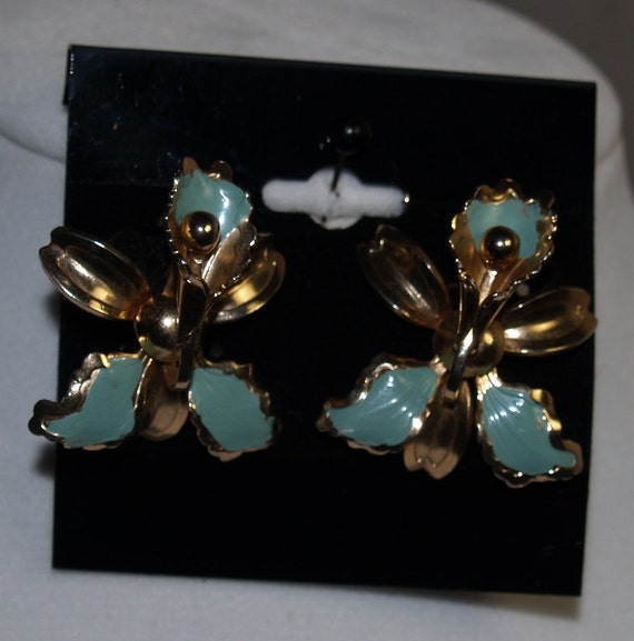 Vintage Orchid earrings