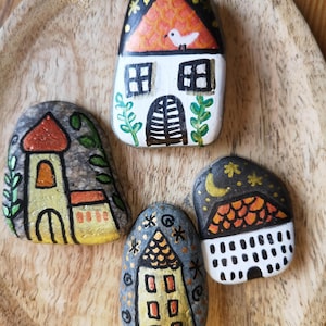 Painted stones, lucky charm, gift, gift idea, village, decoration, decorative stone, house, stone pictures, palm stone, souvenir