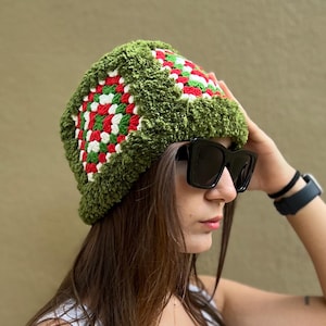 Christmas Granny Square Crochet Beanie, Red Green White Handmade Retro Bucket Hat for Holiday Winter Outfits