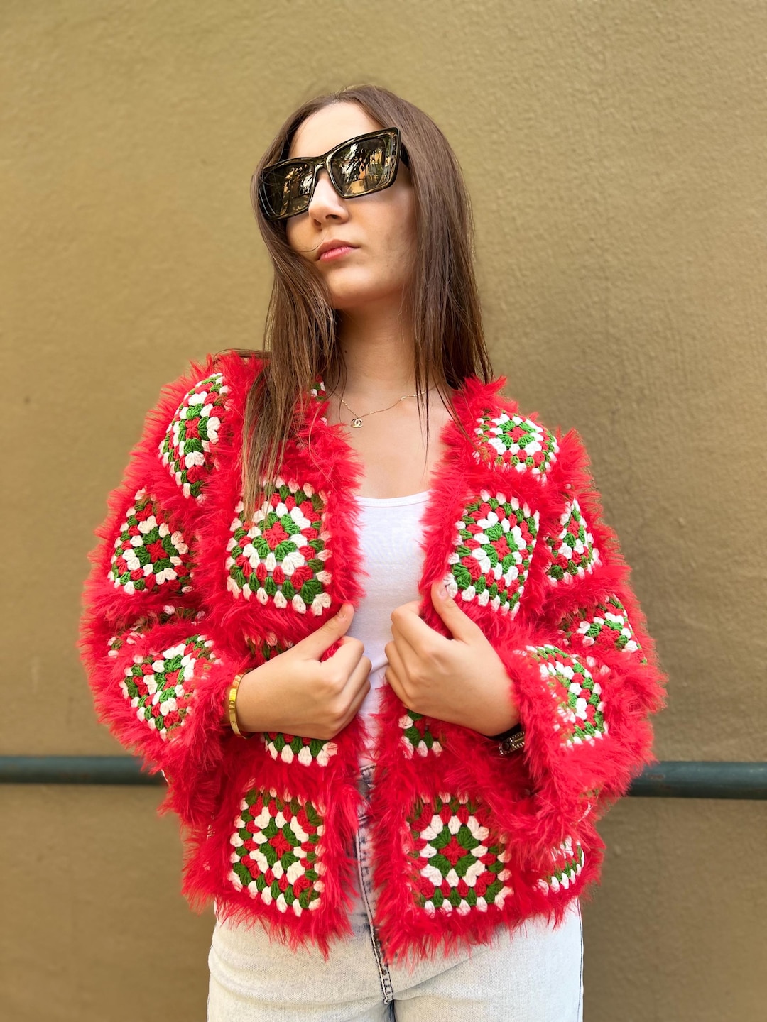 カーディガン holiday - HOLIDAY CROCHET MINI CARDIGAN Christmas Red Green White Fuzzy Handmade Crochet Cardigan for