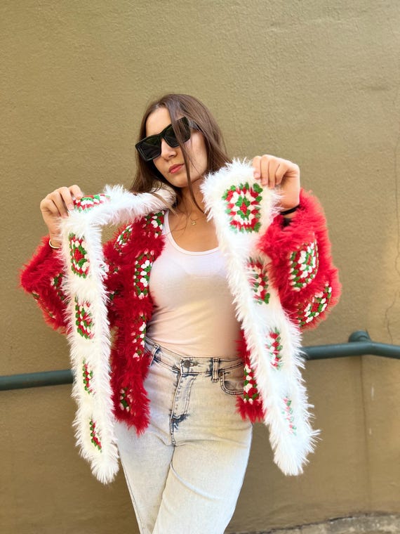 Christmas Granny Square Crochet Cardigan and Scarf Set, Red Green