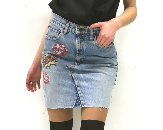 Levi's Recycled Mini Jeans Pop Metal Studs Pencil Skirt LOLA DARLING Midi from Vintage Smack Kiss Denim Mini Unique Piece Hand Made in Italy
