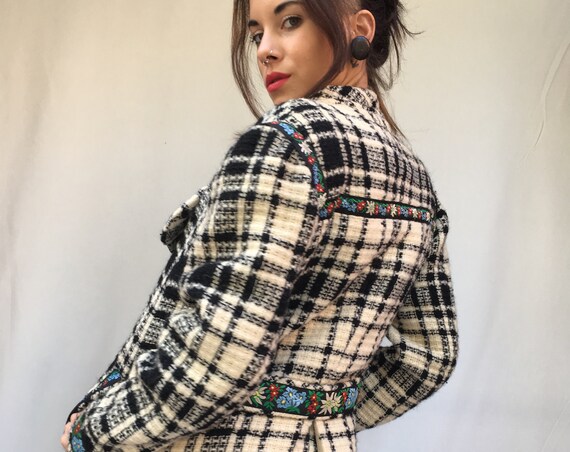 Black White Coat Prince of Wales Upcycled LOLA DARLING Tyrolese Vintage Trimmings Overcoat with Double Neck from No Used Vintage Garment