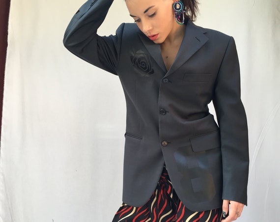 Woman's Black Jacket LOLA DARLING Tailoring Pack Outerwear Blazer Tight Fit Love Flower and Lola Printed. Unique Hand Made in Italy