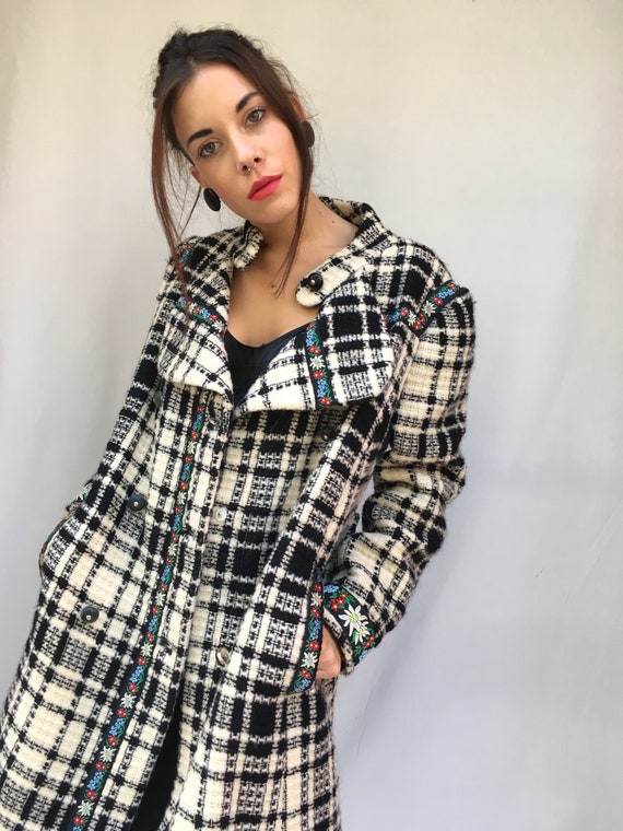 Black White Prince of Wales Check Wool Tailored LOLA DARLING Coat Jacket Tyrolese Vintage Trimmings from Stock Inventory 70s Vintage Garment