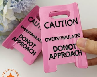 A Must-have at Work - Pink Caution Overstimulated Sign Hair Claw Clip for Women, Wife, GF, BFF, Workers