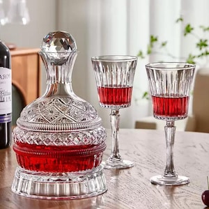 Handgemaakte kristallen wijnbeker: elegant vintage-geïnspireerd glaswerk