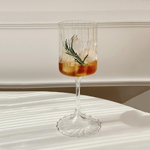 Hand Blown Crystal Wine Goblet: Vintage-Inspired Stemware