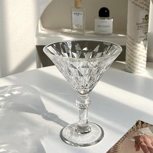 Copa de vino de cristal hecha a mano: copas con diamantes en relieve, 8 oz