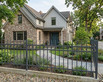 Klassisches Metallzaunelement - Eleganter Gartenzaun aus Stahl