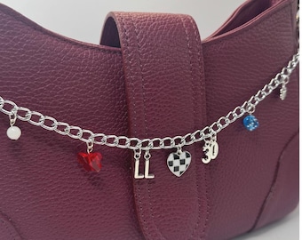 Liam Lawson F1 Taschenanhänger: Racing Bulls Team Farben, Fahrer Initialen, handgemachtes Fan Accessoire