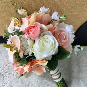 Wedding bouquet, Peach Wedding bouquet, Bridal bouquet, Succulent bouquet, Peach Rustic bouquet, Silk wedding flowers, Peach wedding flowers