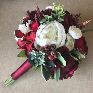 Wedding bouquet, Burgundy Bridal bouquet, Burgundy & Wine bouquet, Silk flower bouquet,Faux bouquet, Small Bridal bouquet,Bridesmaid bouquet