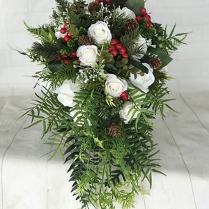 Wedding bouquet,Bridal bouquet,Winter bouquet, Greenery bouquet,Christmas bouquet,Winter wedding,Burgundy Red bouquet,Cascade bouquet