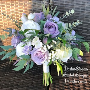 Lavender bridal bouquet, lilac wedding bouquet,lavender wedding flowers,boho bouquet,lavender lilac bridesmaid bouquet,silk wedding flowers