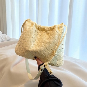 Crossbody Bag for Women, Woven Leather Shoulder Bag,  Handmade Leather Handbag, Boho Woven Hobo Bag
